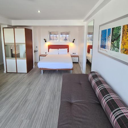 Roland House Daire Londra Dış mekan fotoğraf